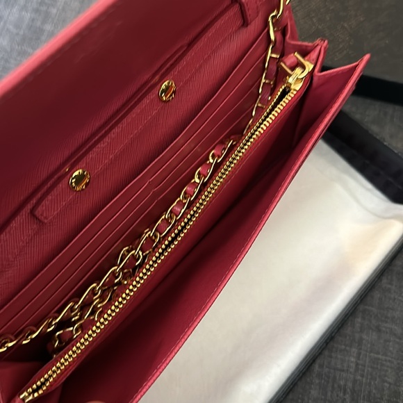 Pink Prada WOC - Picture 6 of 9